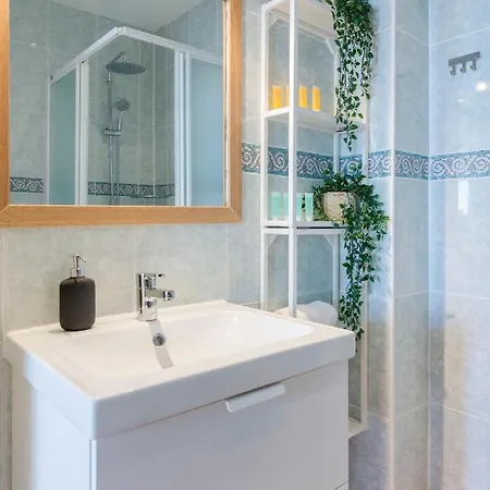 Skol Sea Views * Marbella