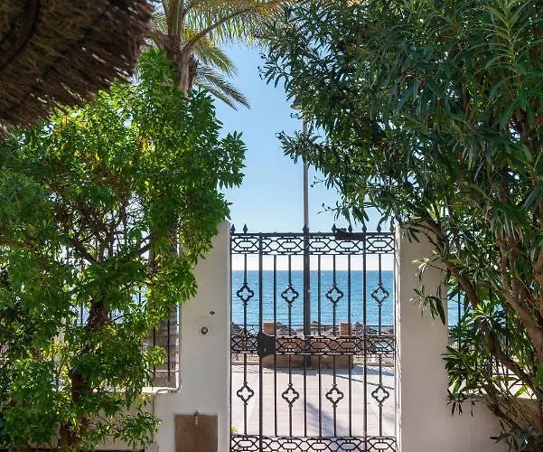 Skol Sea Views Apartmán *