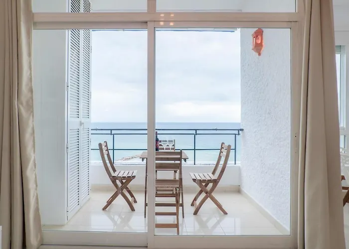 Skol Sea Views Apartmán