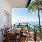 Апартаменты Skol Sea Views *